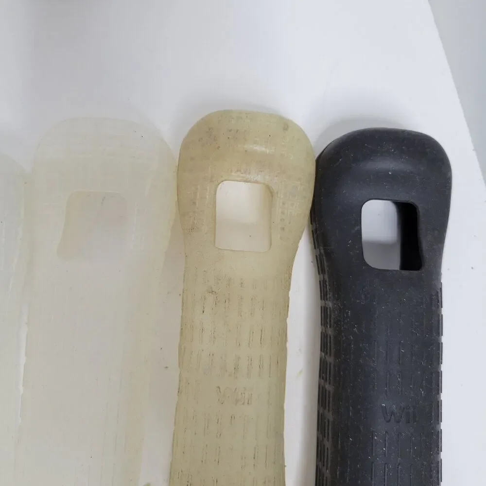Nintendo Wii Remote Silicone Gel Cover Grip Sleeves Lot of 5 OEM Official